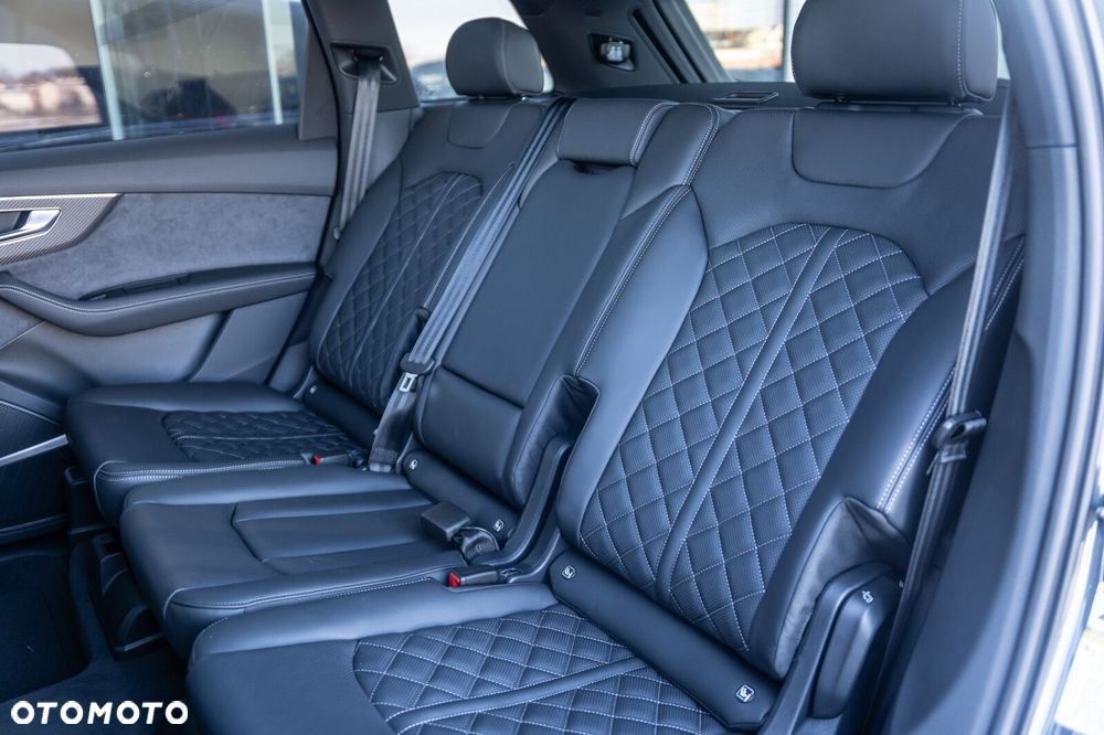 Audi SQ7 - 12