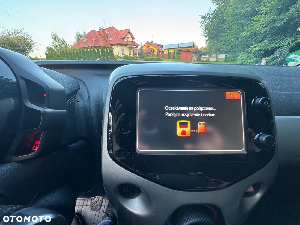 Toyota Aygo x mit x-business Paket - 20