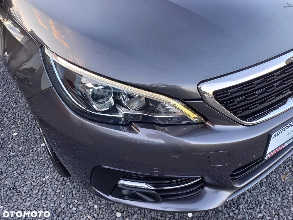 Peugeot 308 - 11