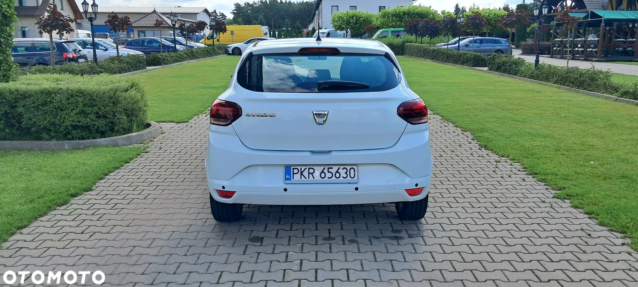 Dacia Sandero SCe 65 Essential - 11
