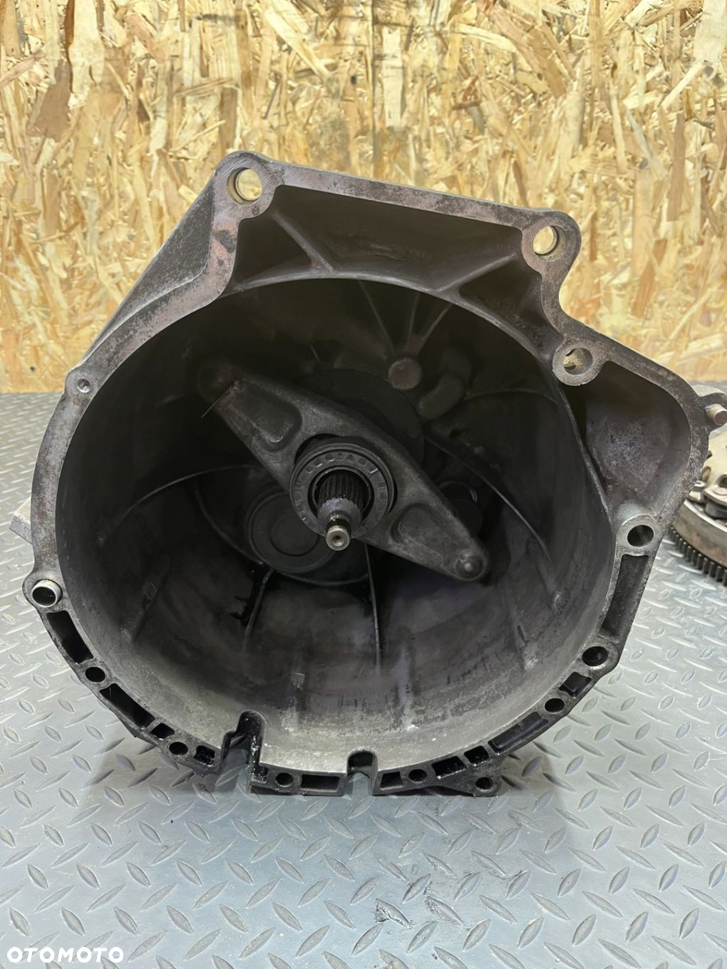 SKRZYNIA BIEGÓW MANUAL BMW E60 E61 2.0D M47 GS6-37BZ/DZ DWUMAS - 4
