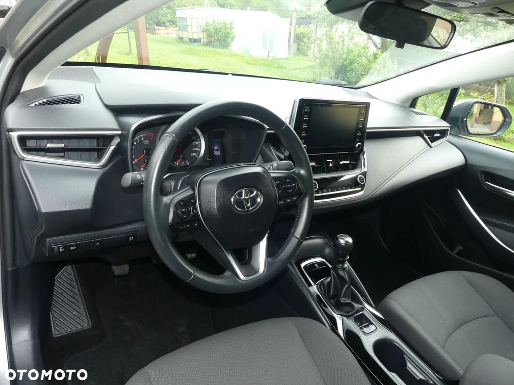 Toyota Corolla 1.5 Comfort - 6
