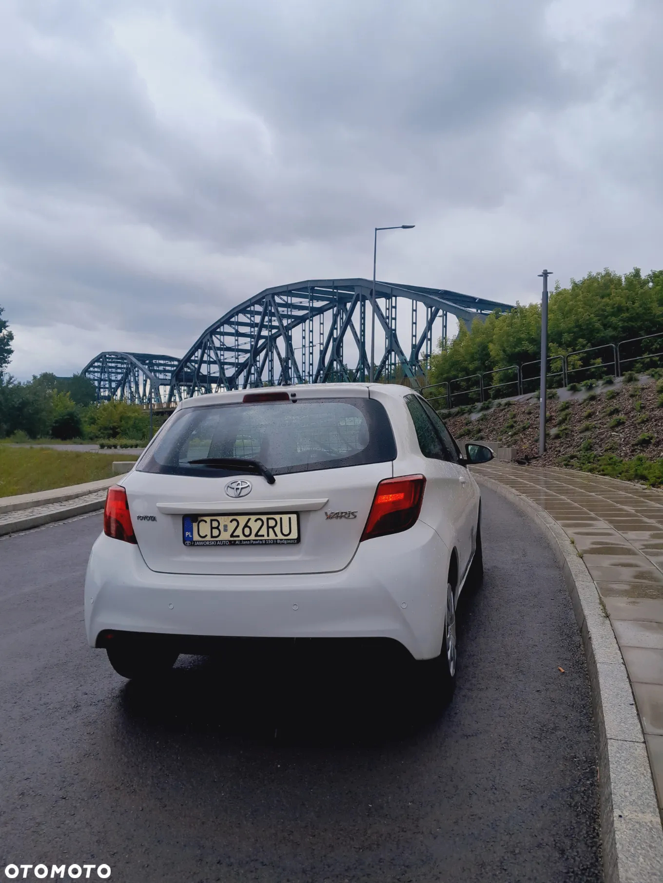 Toyota Yaris - 7