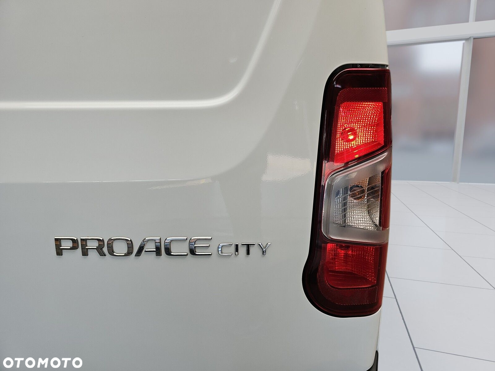 Toyota ProAce 2.0T 1.5 D-4D 100KM std Furgon Active - 29