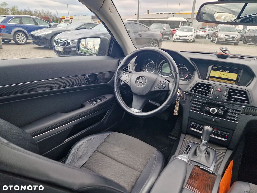 Mercedes-Benz Klasa E - 19