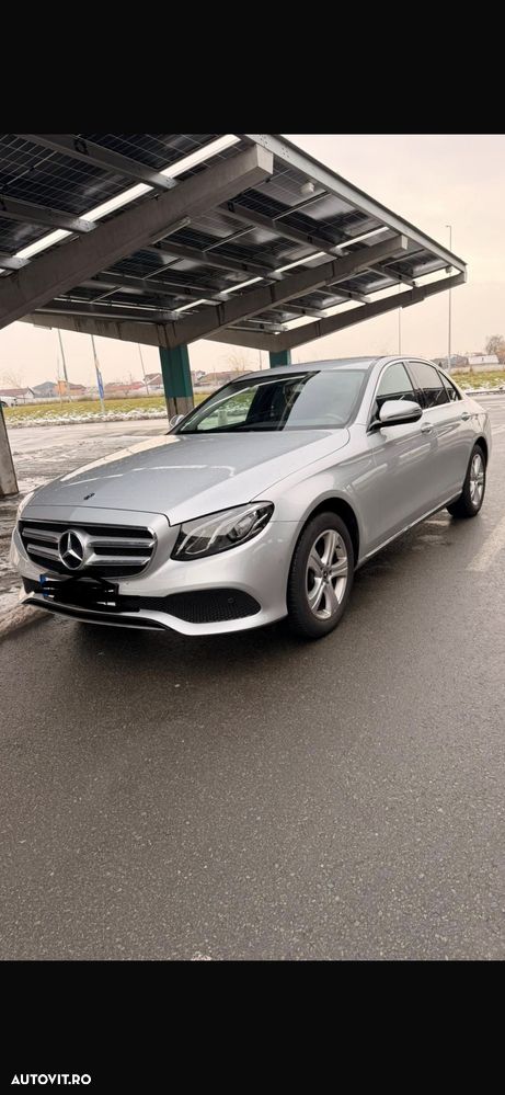 Mercedes-Benz E 200 4MATIC Aut. - 8
