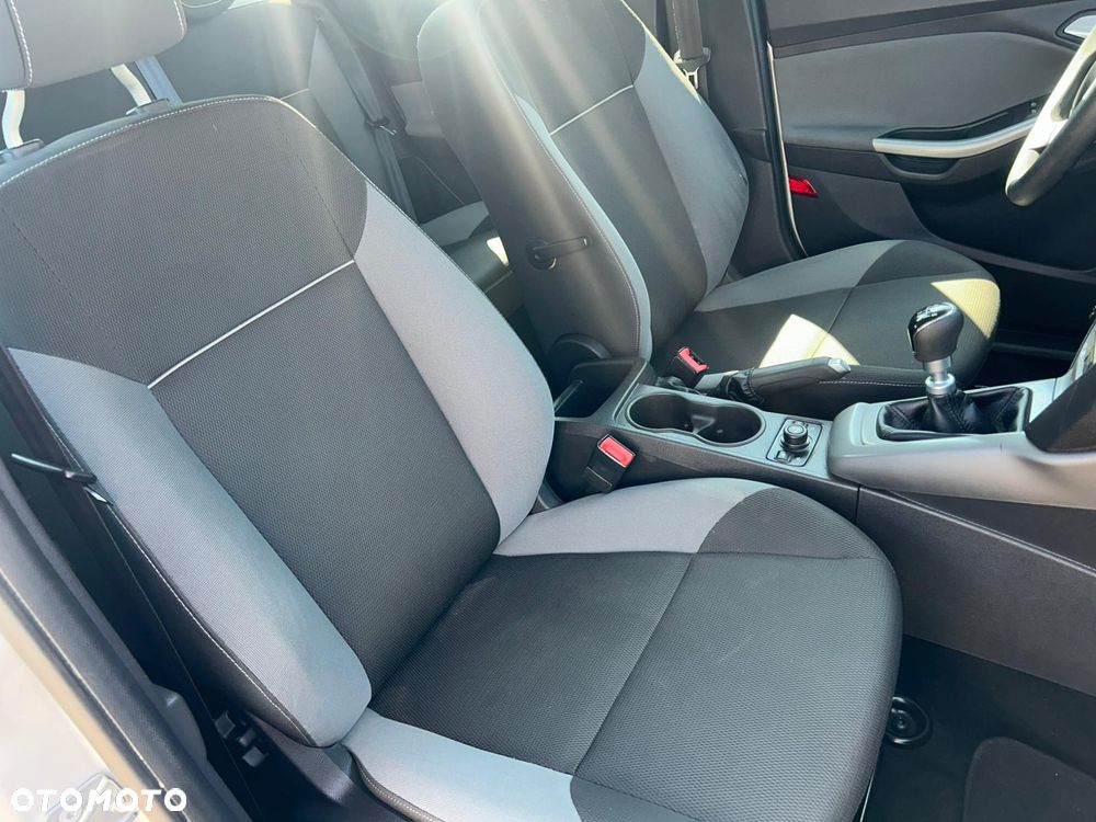 Ford Focus 1.0 EcoBoost 99g Trend - 22