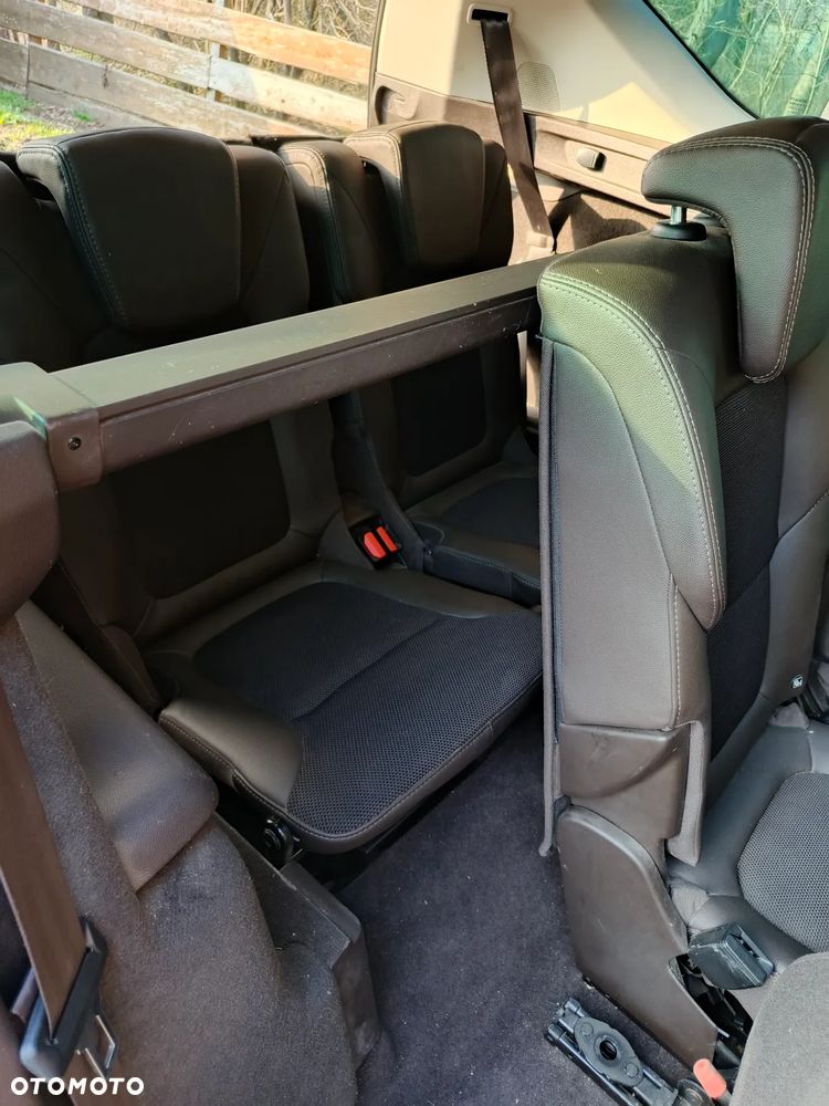 Renault Espace 1.6 dCi Energy SL Techno EDC 7 os - 15