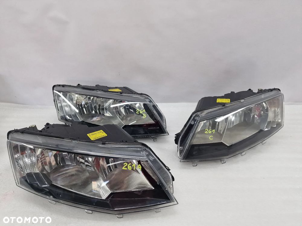 SKODA OCTAVIA 3 III 5E0 12- LEWA / PRAWA ZWYKŁA LAMPA PRZEDNIA PRZÓD , NR 5E1941016 / 5E1941015 , NR AUKCJI LA261 - 1