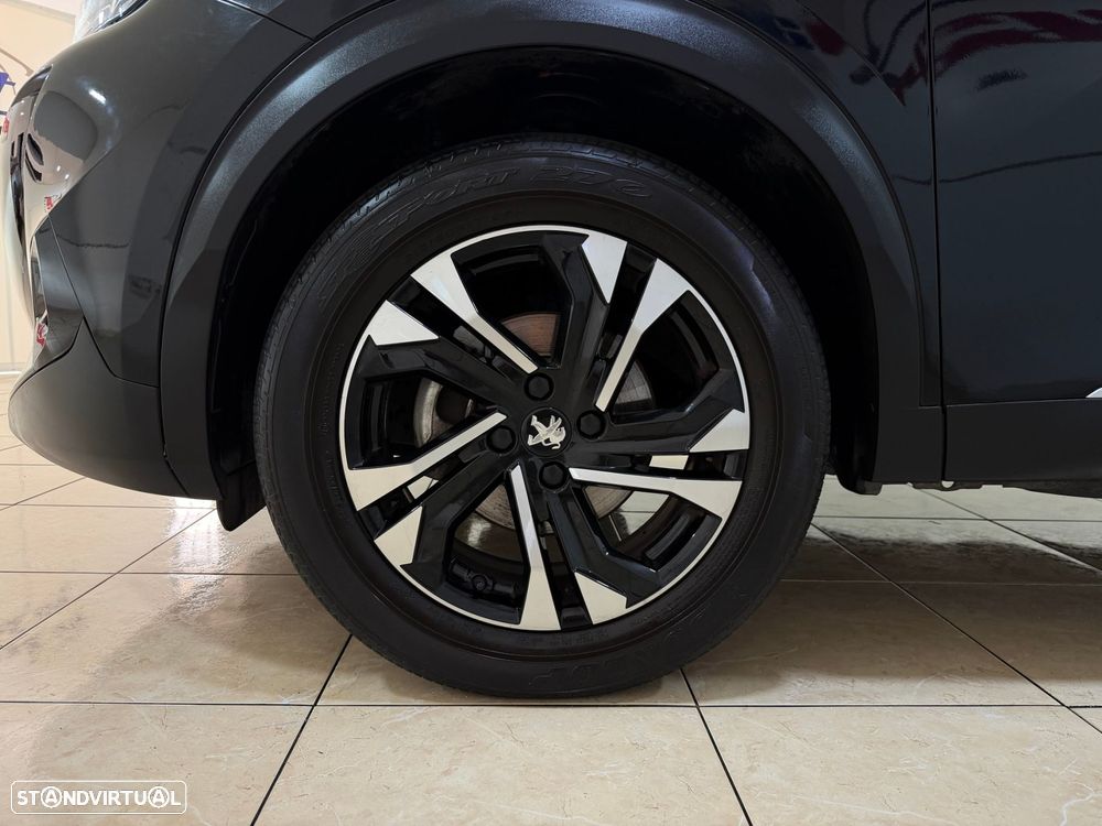 Peugeot 2008 1.2 PureTech Allure Pack - 5