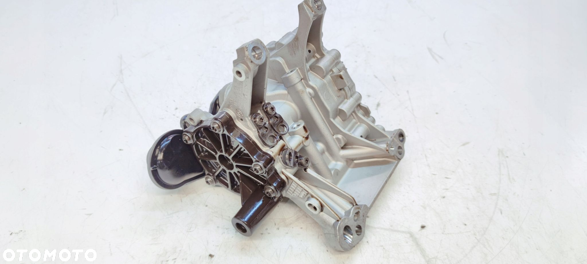 POMPA OLEJU BMW F36 430I B48B20B 252KM 7624135 - 8
