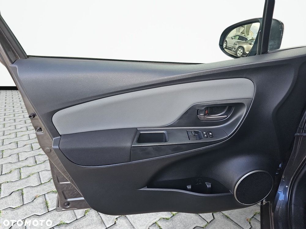 Toyota Yaris 1.0 Life EU6 - 11