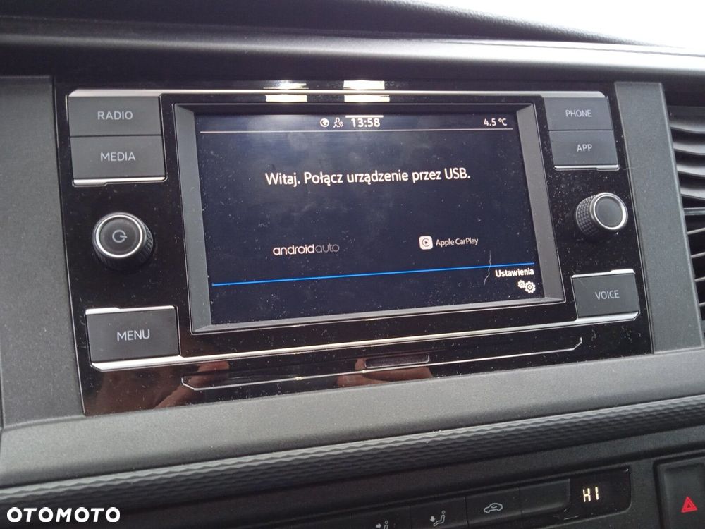 Volkswagen Caravelle - 22