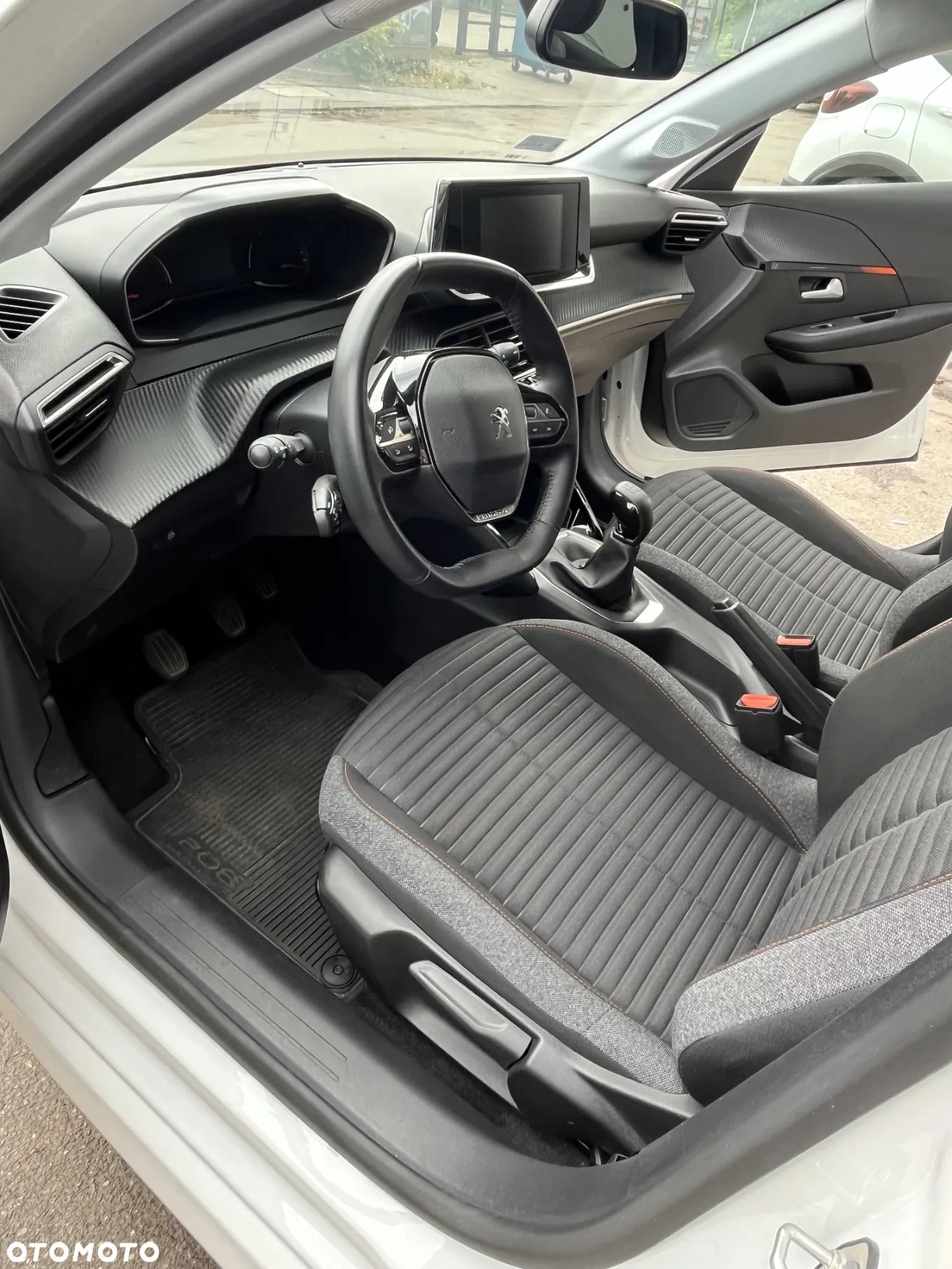 Peugeot 208 1.2 PureTech Active S&S - 7