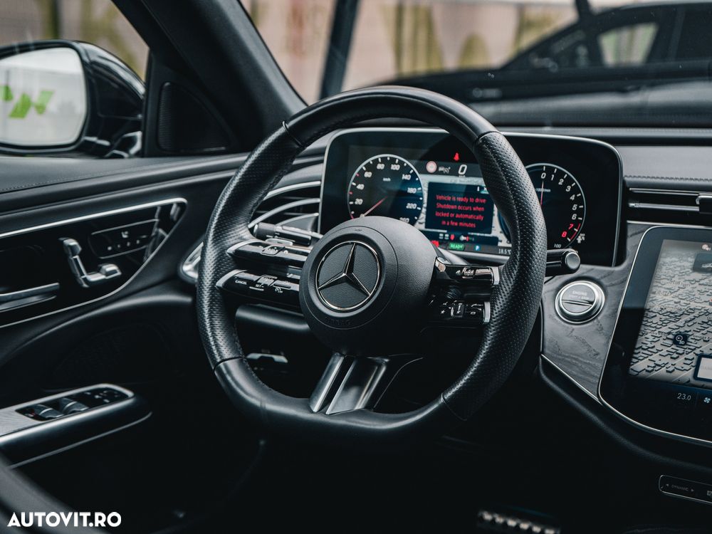 Mercedes-Benz E 300 4MATIC Aut. - 19
