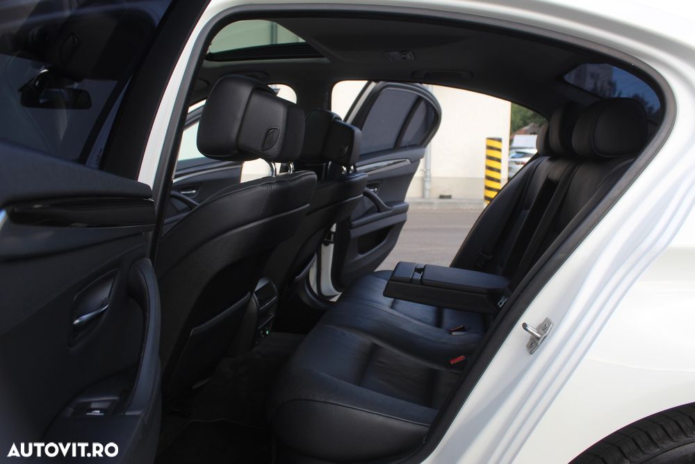 BMW Seria 5 520d - 15