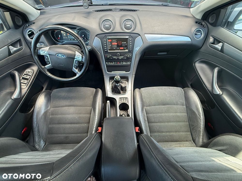 Ford Mondeo - 7