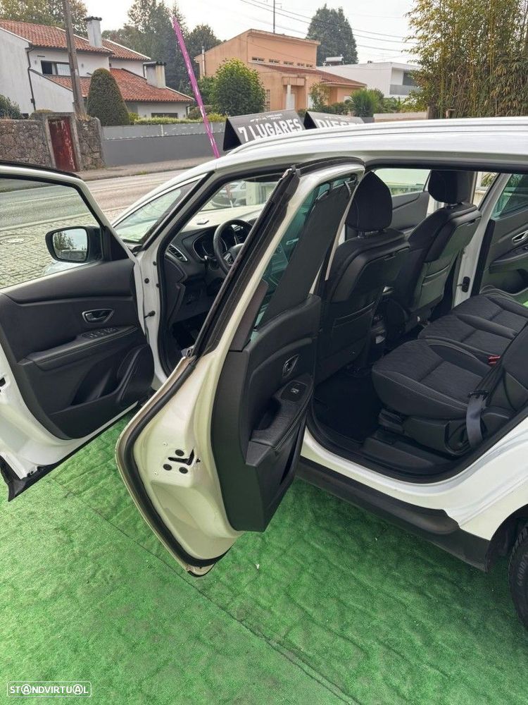 Renault Grand Scénic BLUE dCi 150 Deluxe-Pack LIMITED - 12