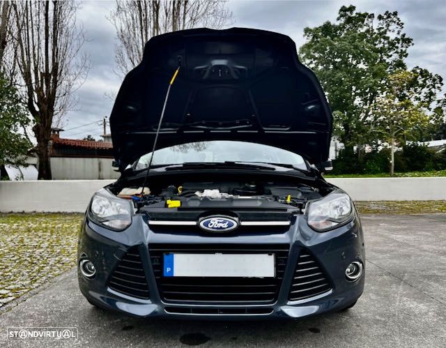 Ford Focus 1.0 EcoBoost S&S Titanium - 17