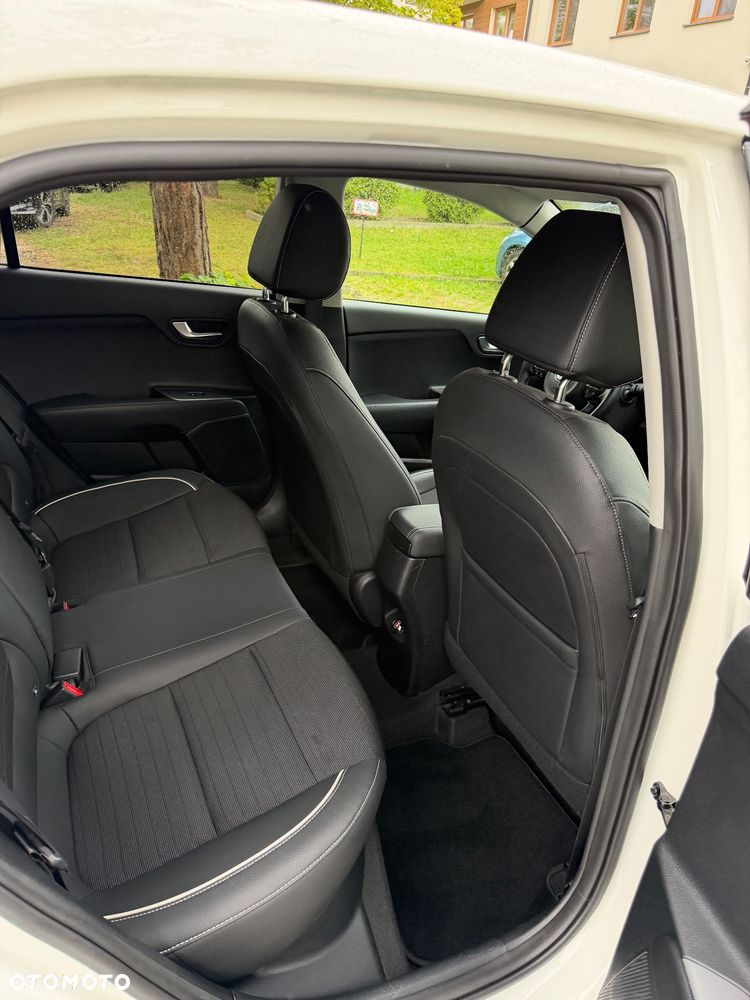 Kia Rio 1.0 T-GDI 120 DCT7 GT Line - 28