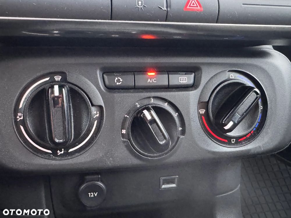 Citroën C3 1.2 PureTech Live - 22