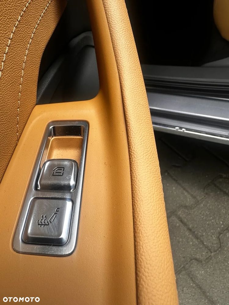 Hongqi H5 2.0T Comfort - 14