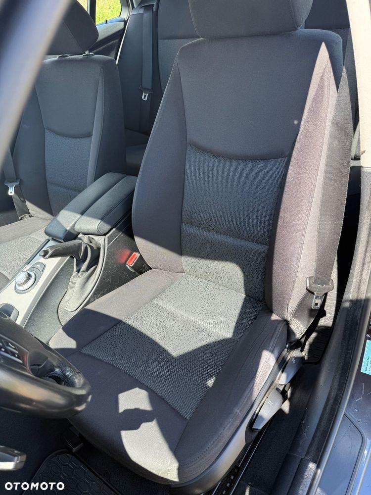 BMW Seria 3 320d - 12