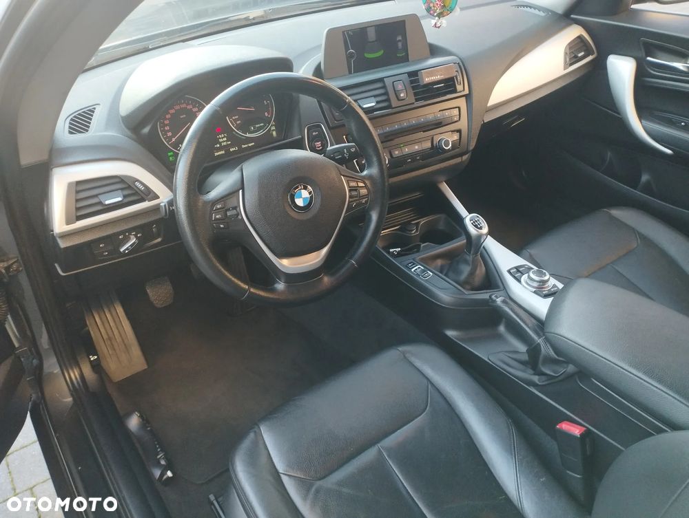 BMW Seria 1 116d EfficientDynamics Edition Sport Line - 17