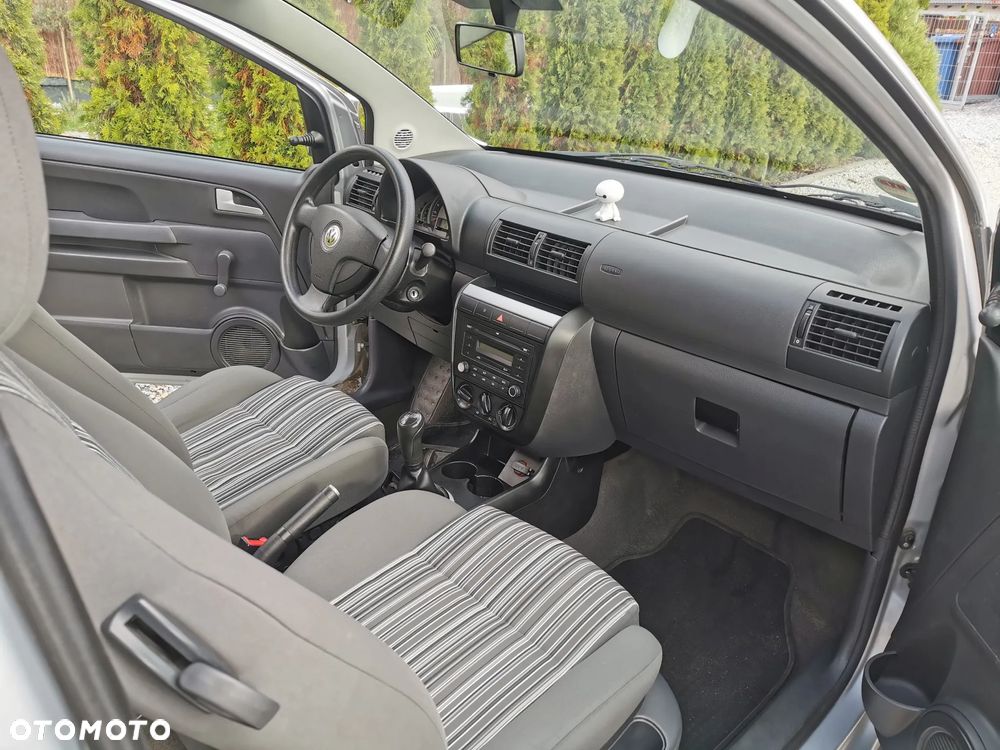 Volkswagen Fox 1.2 Fresh - 22
