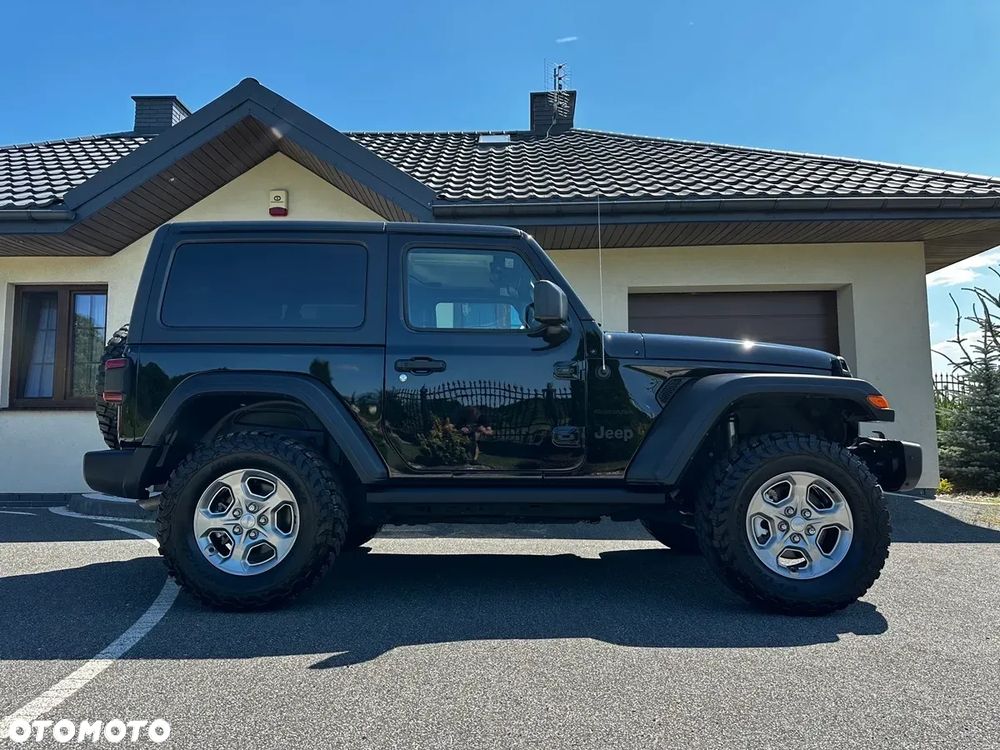 Jeep Wrangler - 11