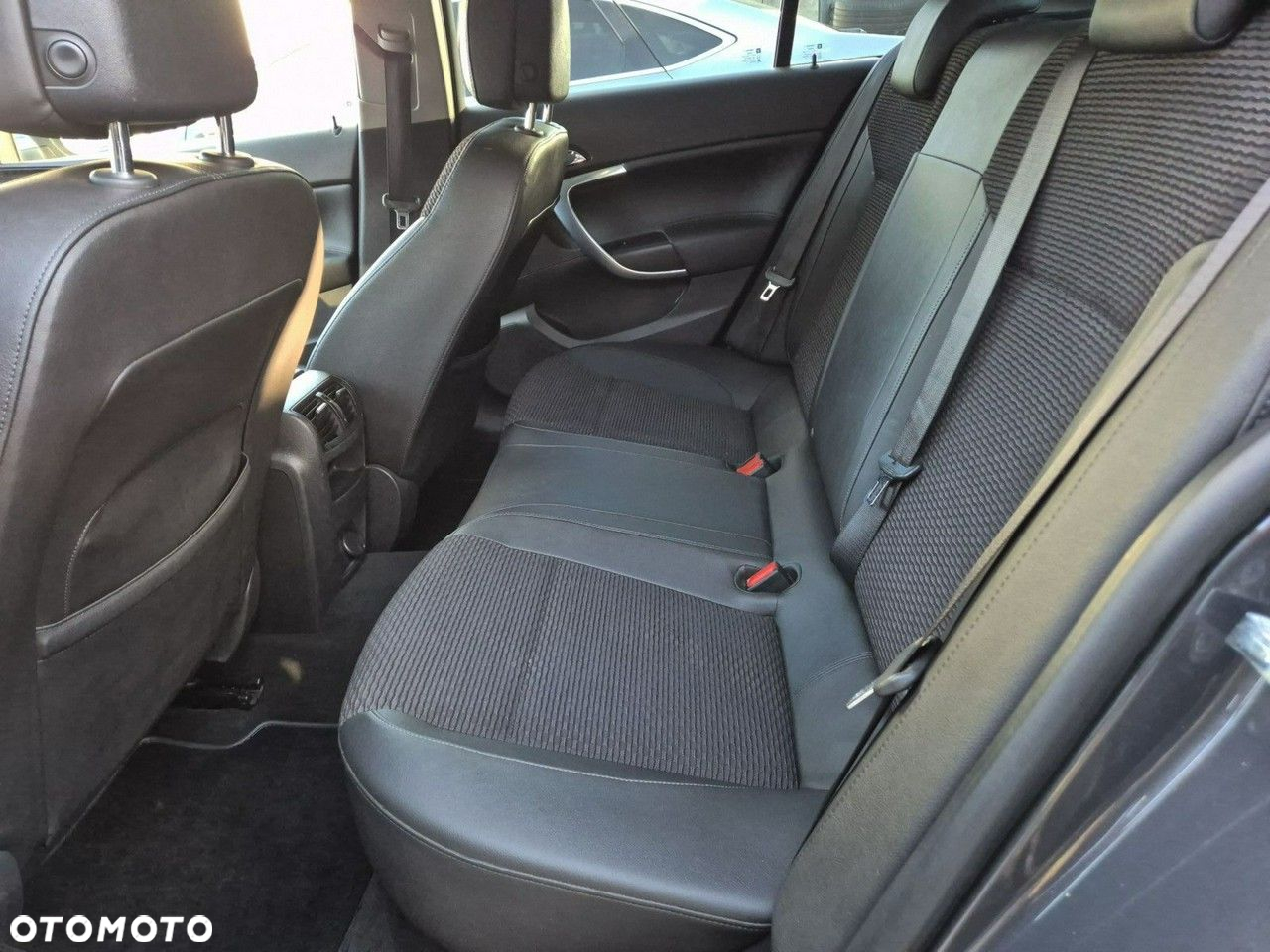 Opel Insignia - 20