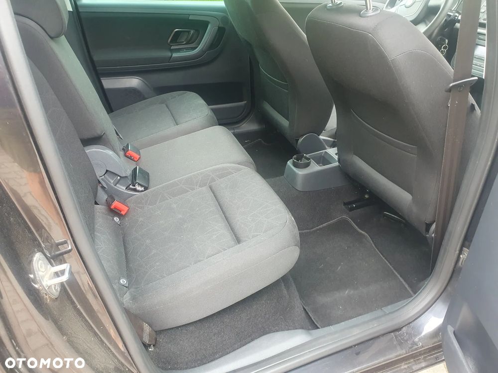 Skoda Roomster 1.2 TSI Comfort PLUS EDITION - 8