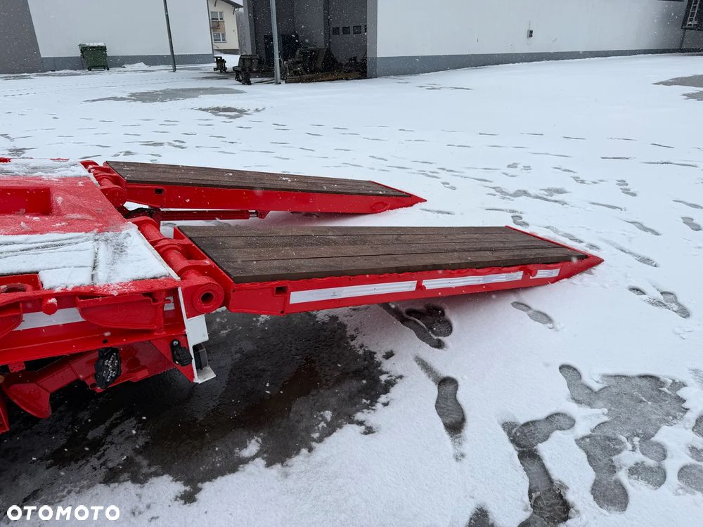 Goldhofer Przyczepa niskopodwoziowa 4-osiowa Długość 9,25 m Najazdy Hydrauliczne 2010 rok - 16