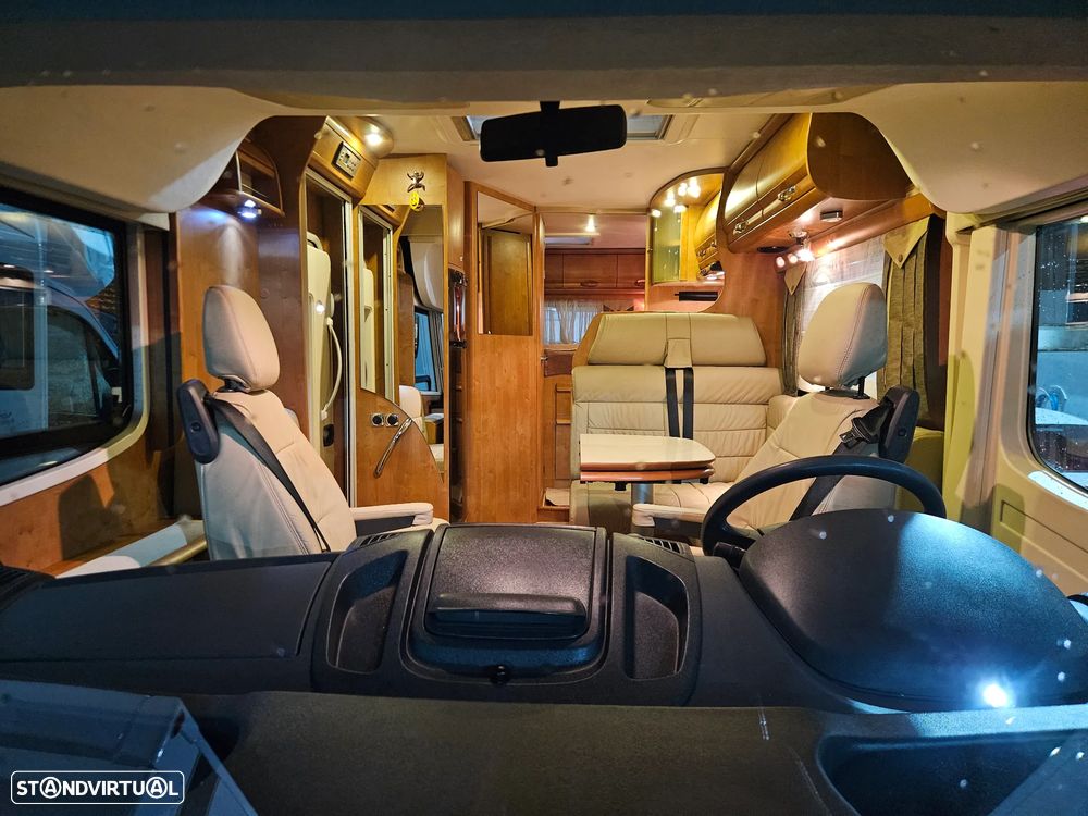 Rapido Le Randonneur 9083DF CHASSI AL-KO CAMA TRANSVERSAL + BASCULANTE - 60