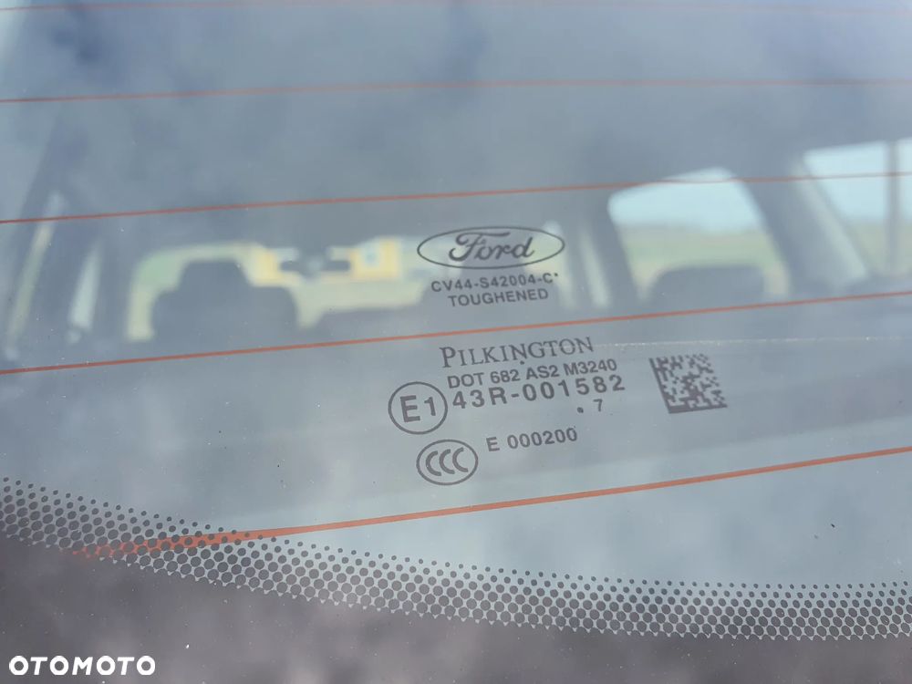 Ford Kuga 2.0 TDCi 4x4 Vignale - 30