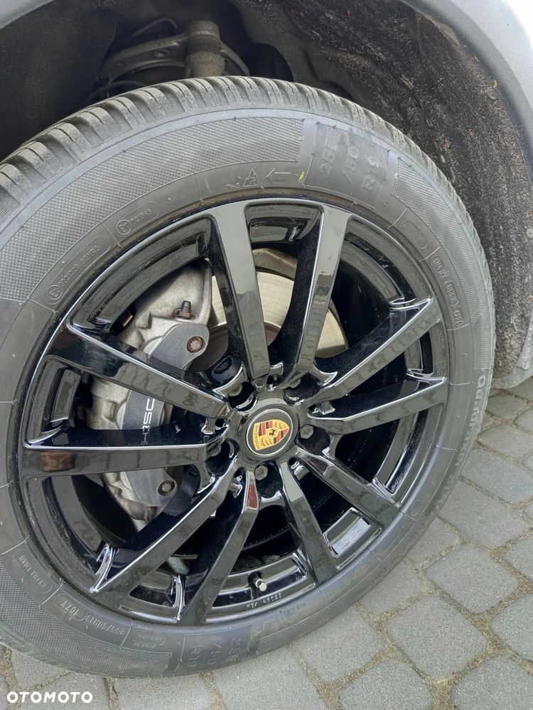 Porsche Cayenne - 13