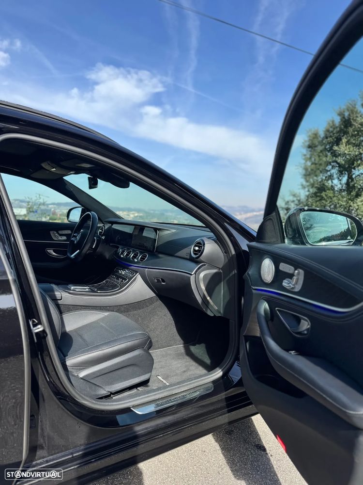 Mercedes-Benz E 300 de 4Matic 9G-TRONIC AMG Line - 13