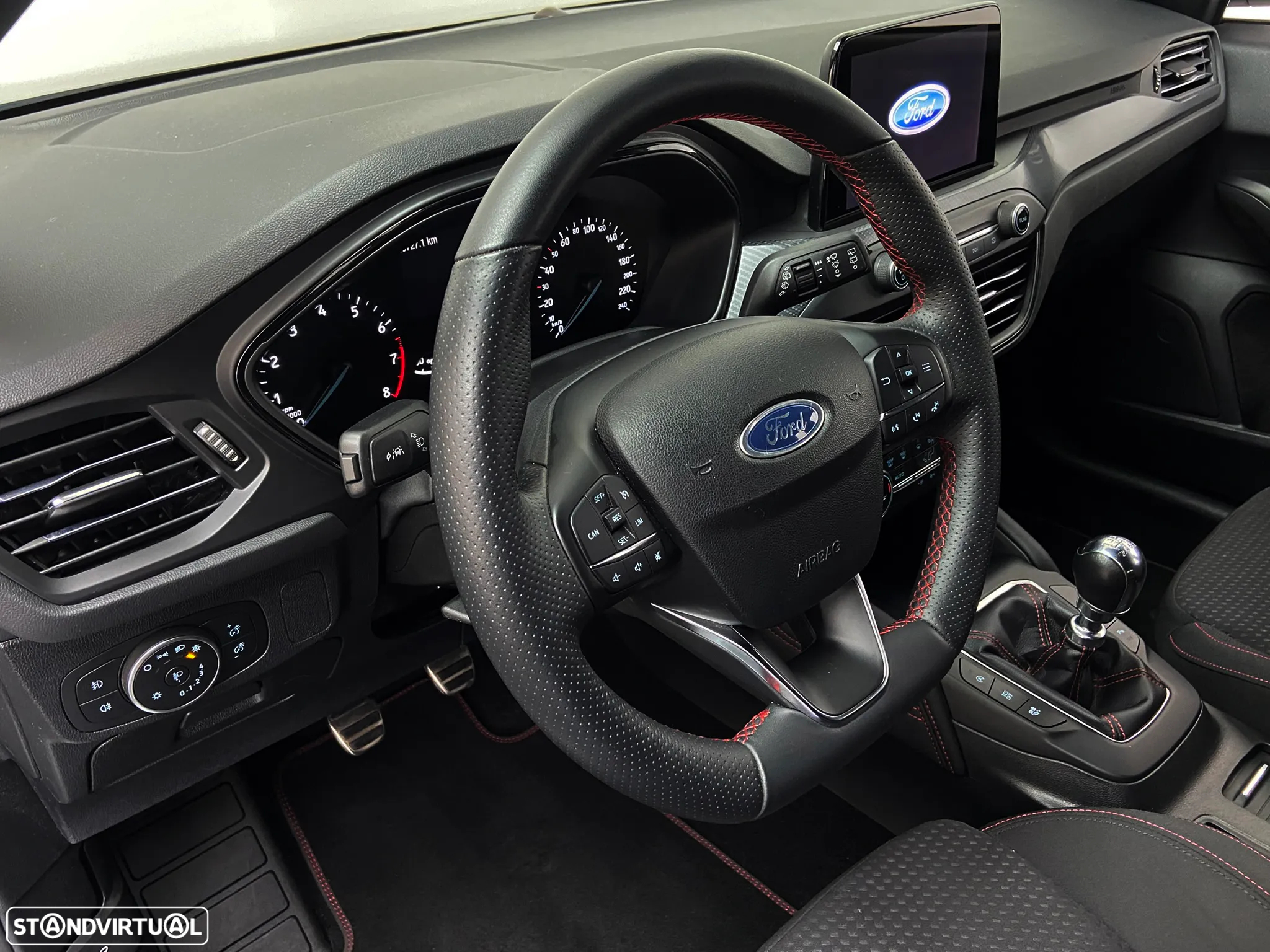 Ford Focus 1.0 EcoBoost MHEV ST-Line - 8