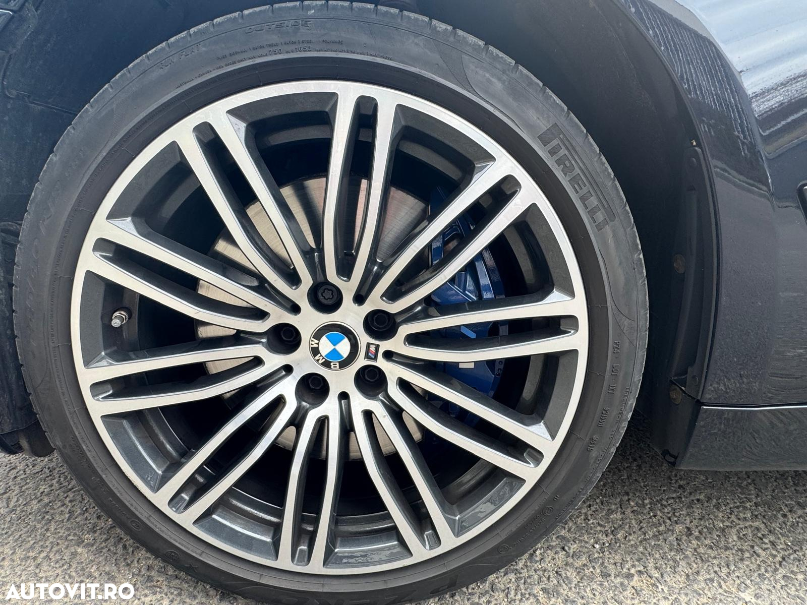 BMW Seria 5 540i xDrive AT - 12