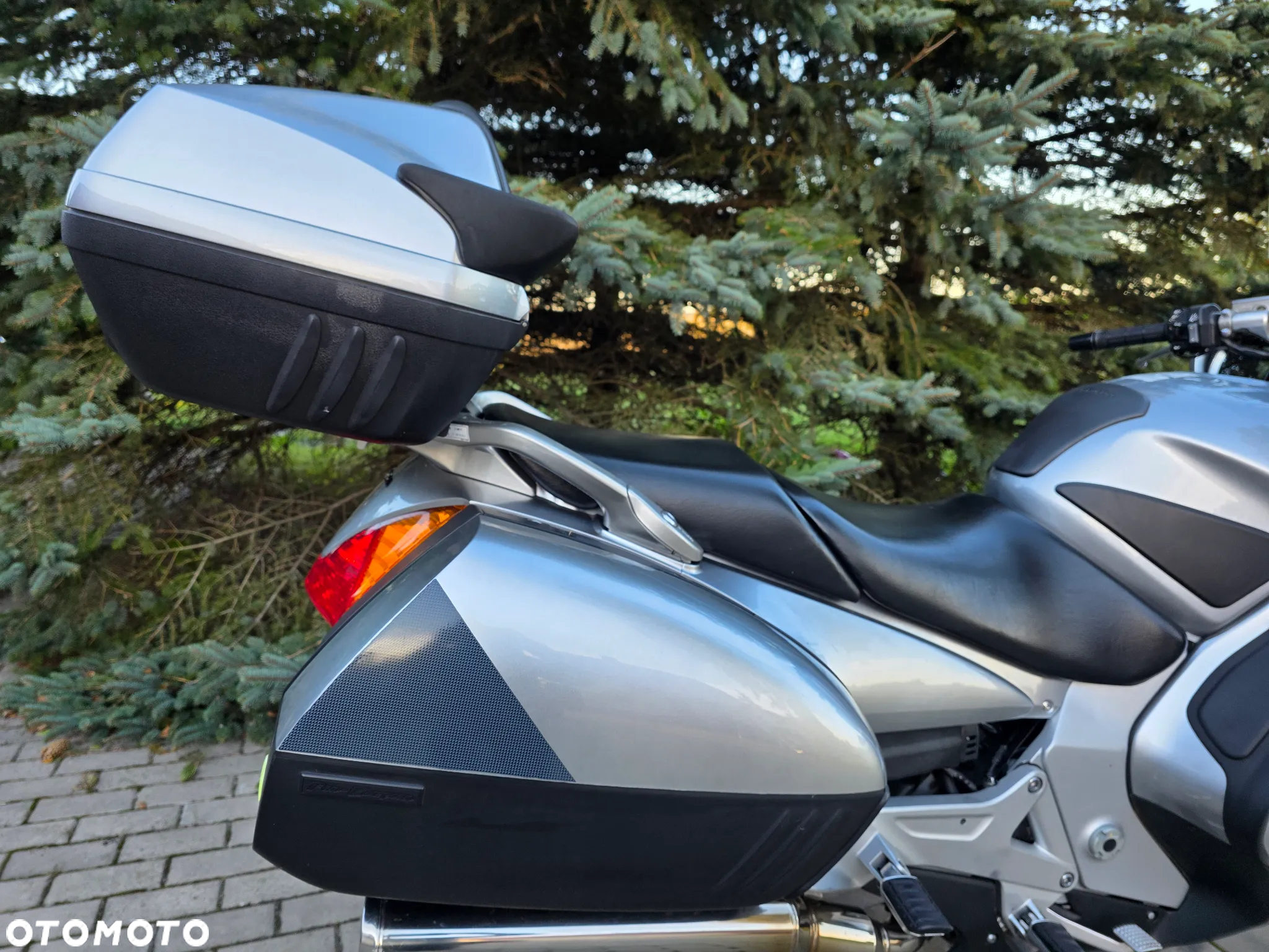 Honda ST - 38