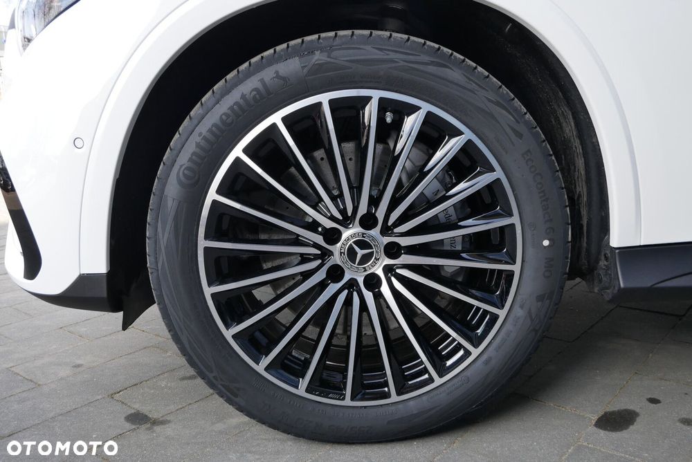 Mercedes-Benz GLC - 26