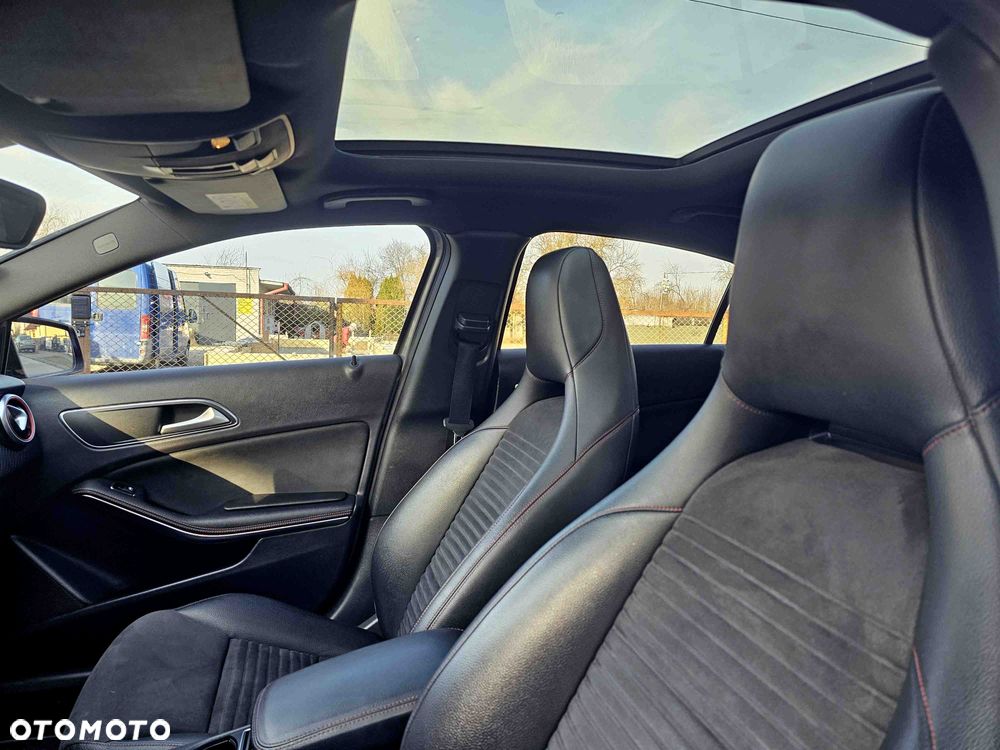 Mercedes-Benz Klasa A 250 4Matic 7G-DCT AMG Line - 15
