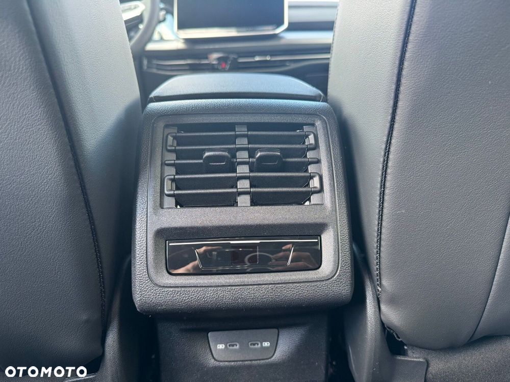 Volkswagen Golf - 13