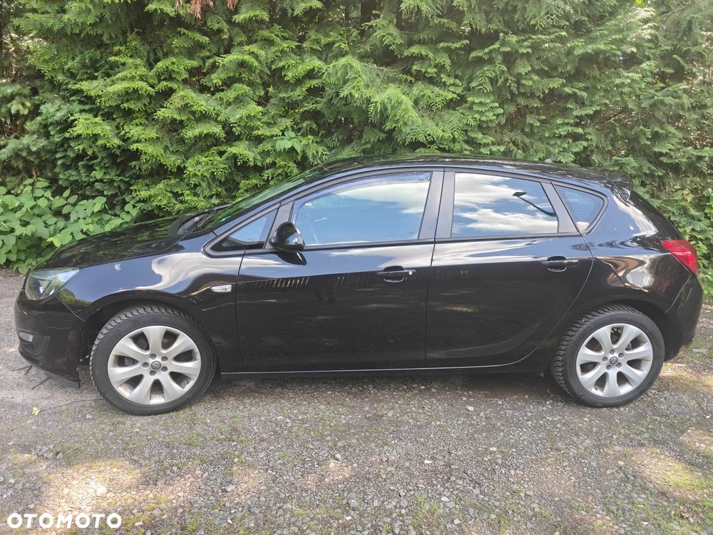 Opel Astra 1.4 T Cosmo EU6 - 4