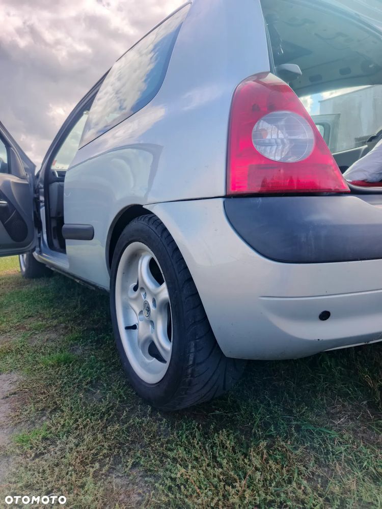 Renault Clio 1.4 16V Expression - 16