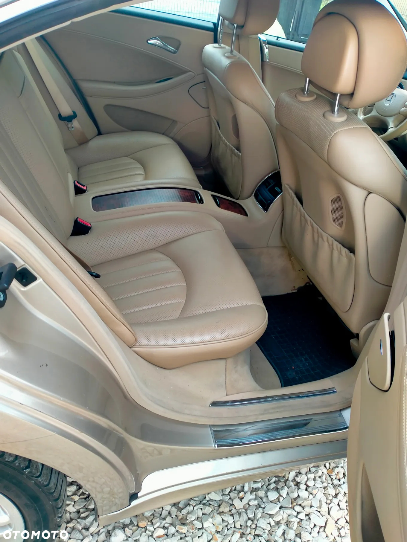 Mercedes-Benz CLS 350 - 12