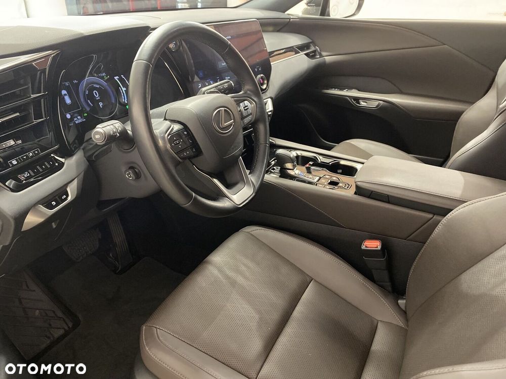 Lexus RX 450h+ Prestige - 11