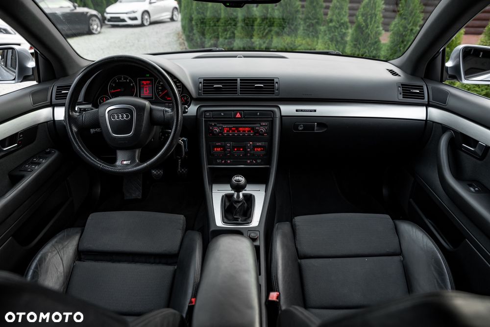 Audi A4 Avant 1.8 T quattro - 25