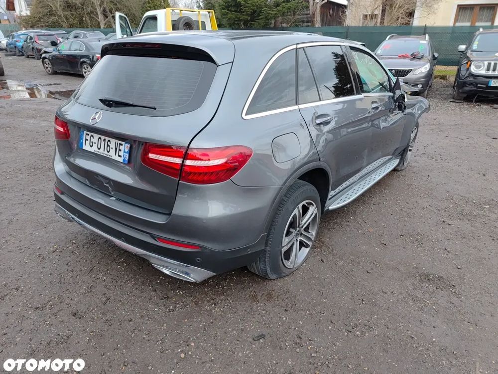 Mercedes-Benz GLC - 2