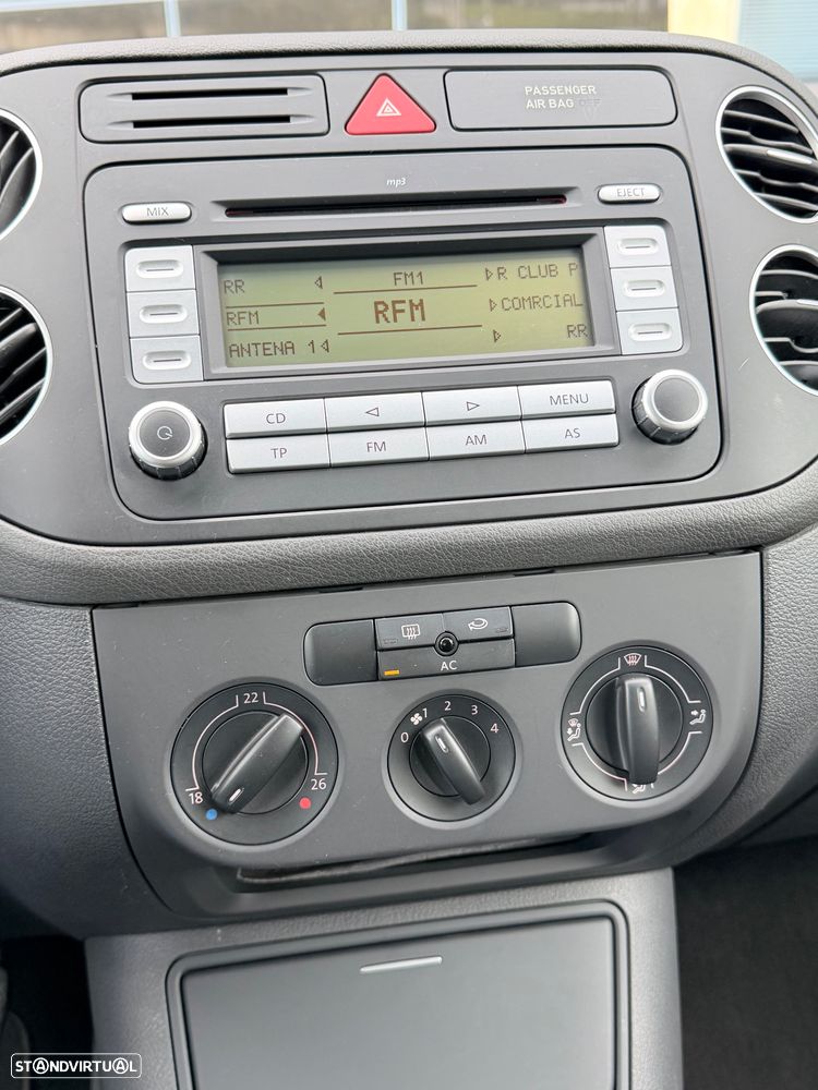 VW Golf Plus 1.9 TDi BlueM. Confortline - 14